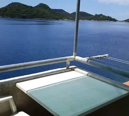 Katic Apartman Lastovo